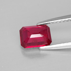 Rubí rojo natural de 1,32 ct, corte esmeralda, SI