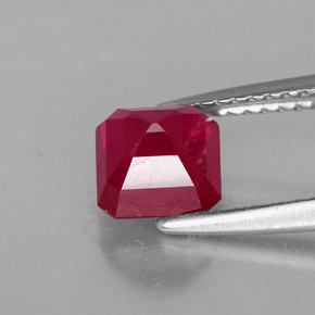 Rubí rojo natural de 1,55 ct, corte esmeralda, SI