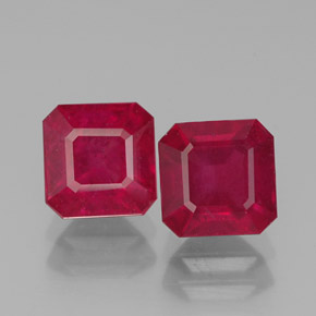 Gemas de rubí rojo natural de  ct, corte esmeralda, SI