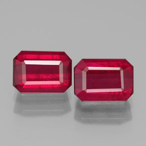 Gemas de rubí rojo natural de  ct, corte esmeralda, SI