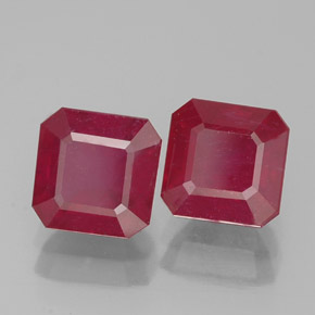 Gemas de rubí rojo natural de  ct, corte esmeralda, VS-SI