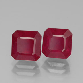 Gemas de rubí rojo natural de  ct, corte esmeralda, SI
