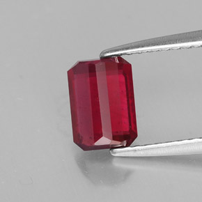 Rubí rojo natural de 1,50 ct, corte esmeralda, SI