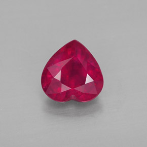 Rubí rojo natural de 1,09 ct, forma de corazón, SI