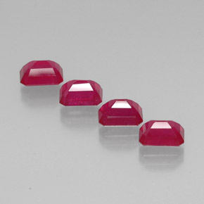 Gemas de rubí rojo natural de  ct, corte esmeralda, VS-SI