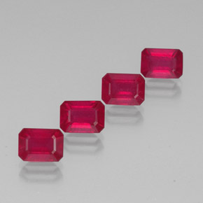 Gemas de rubí rojo natural de  ct, corte esmeralda, VS-SI