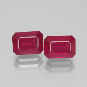 Gemas de rubí rojo natural de  ct, corte esmeralda, VS-SI