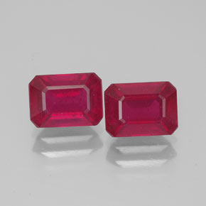 Gemas de rubí rojo natural de  ct, corte esmeralda, VS-SI