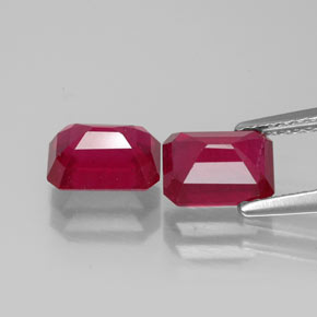Gemas de rubí rojo natural de  ct, corte esmeralda, VS-SI