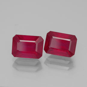 Gemas de rubí rojo natural de  ct, corte esmeralda, VS-SI