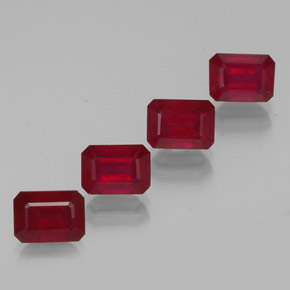 Gemas de rubí rojo natural de  ct, corte esmeralda, VS-SI