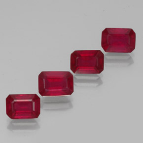 Gemas de rubí rojo natural de  ct, corte esmeralda, VS-SI