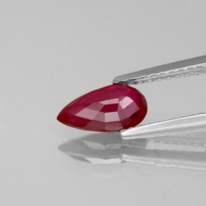 Rubí rojo natural de 1,02 ct, en forma de pera, VS