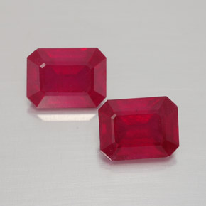 Gemas de rubí rojo natural de  ct, corte esmeralda, VS-SI