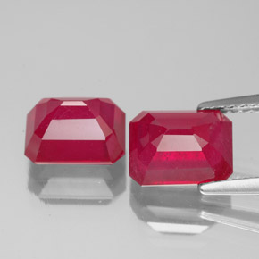 Gemas de rubí rojo natural de  ct, corte esmeralda, VS-SI