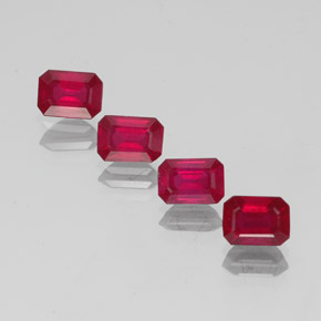 Gemas de rubí rojo natural de  ct, corte esmeralda, VS-SI