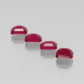 Gemas de rubí rojo natural de  ct, corte esmeralda, VS-SI