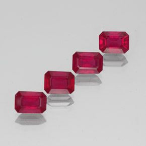 Gemas de rubí rojo natural de  ct, corte esmeralda, VS-SI