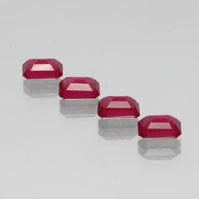 Gemas de rubí rojo natural de  ct, corte esmeralda, VS-SI
