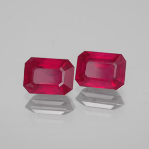 Gemas de rubí rojo natural de  ct, corte esmeralda, VS-SI