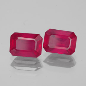 Gemas de rubí rojo natural de  ct, corte esmeralda, VS-SI
