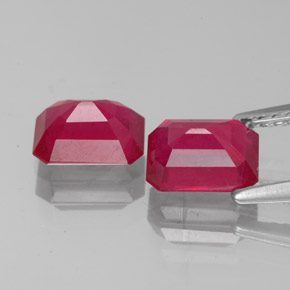 Gemas de rubí rojo natural de  ct, corte esmeralda, VS-SI