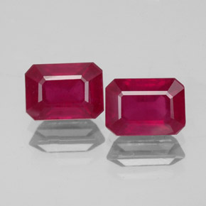 Gemas de rubí rojo natural de  ct, corte esmeralda, VS-SI