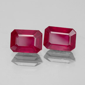Gemas de rubí rojo natural de  ct, corte esmeralda, VS-SI