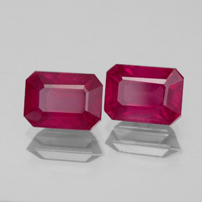 Gemas de rubí rojo natural de  ct, corte esmeralda, VS-SI