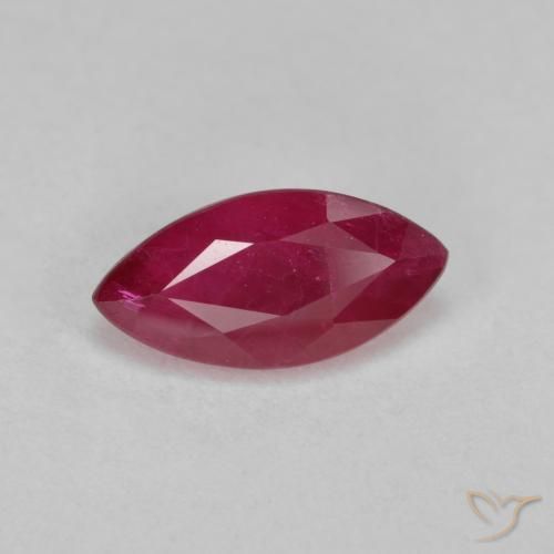 Rubí Rojo oscuro natural de 1.61 ct, Marquesa, VS-SI