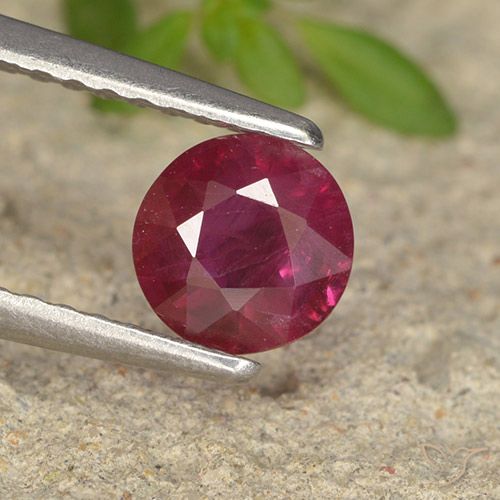 Rubí Rosado rojizo intenso natural de 0.68 ct, Corte Redondo, VS-SI