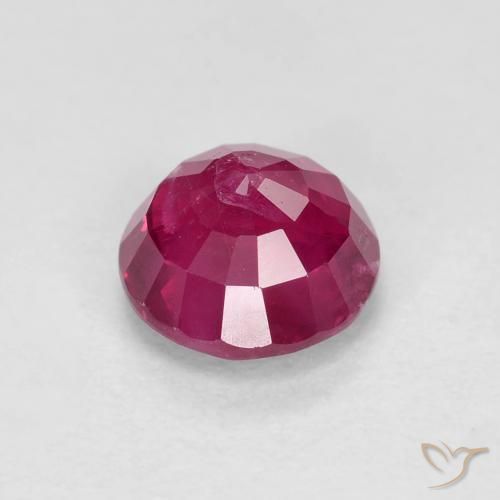 Rubí Rojo medio natural de 0.94 ct, Redondo, VS-SI