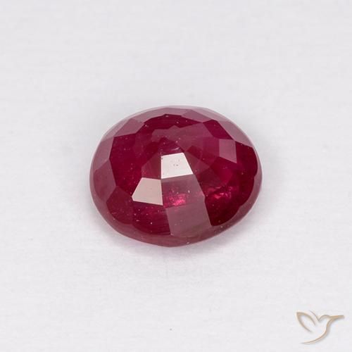 Rubí Rojo medio natural de 0.72 ct, Redondo, VS-SI