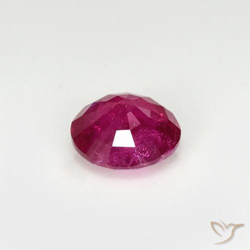 Rubí Rojo medio natural de 0.64 ct, Redondo, VS-SI