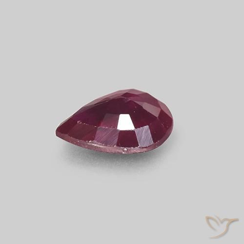 Rubí Rojo vino natural de 0.31 ct, En forma de pera, VS-SI