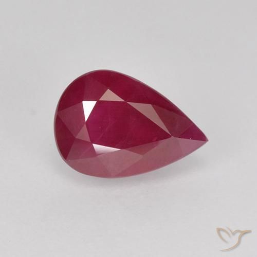 Rubí Rojo medio natural de 1.17 ct, En forma de pera, VS-SI
