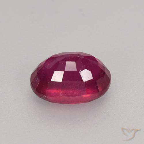 Rubí Rojo oscuro medio natural de 0.93 ct, Ovalada, VS-SI