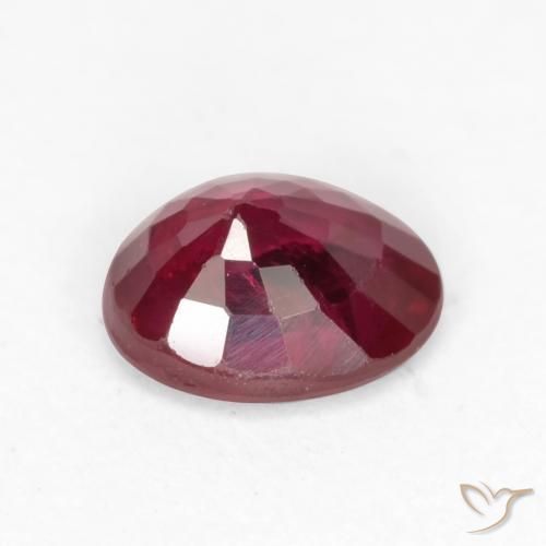 Rubí Rojo oscuro natural de 0.47 ct, Ovalada, VS-SI
