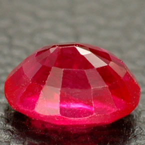 Rubí rojo natural de 1,03 ct, corte óvalo, VS-SI