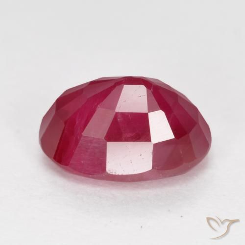 Rubí Rojo medio natural de 1.40 ct, Ovalada, VS-SI
