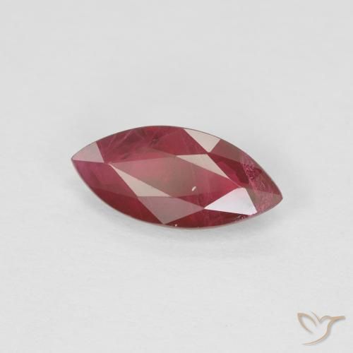 Rubí Rojo oscuro natural de 1.08 ct, Marquesa, VS-SI