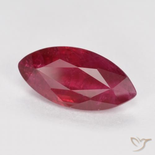 Rubí Rojo medio natural de 1.06 ct, Marquesa, SI