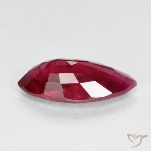 Rubí Rojo medio natural de 1.06 ct, Marquesa, SI