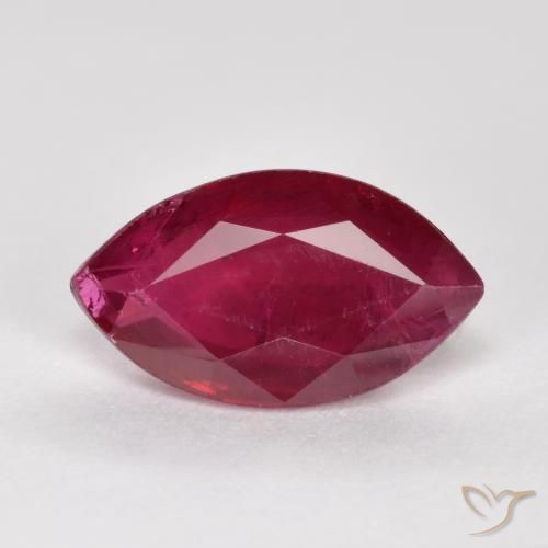 1.02ct Natural Rojo oscuro Rubí, Marquesa, SI