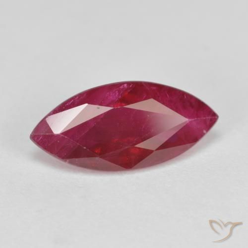 Rubí Rojo medio natural de 1.80 ct, Marquesa, VS-SI