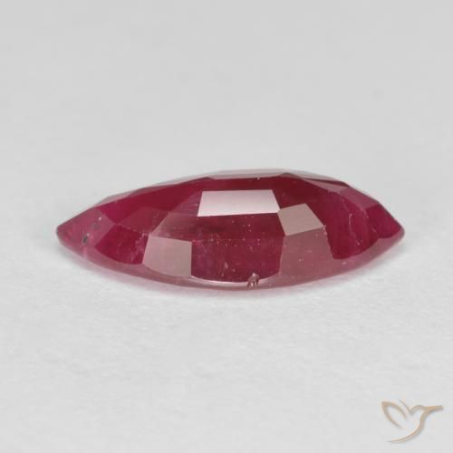Rubí Rojo medio natural de 1.80 ct, Marquesa, VS-SI