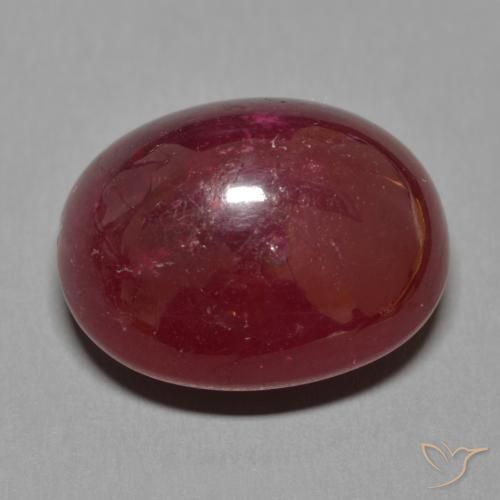 Rubí Rojo vino natural de 29.19 ct, Ovalada, Translúcido