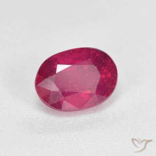 Rubí Rojo oscuro medio natural de 1.36 ct, Ovalada, VS