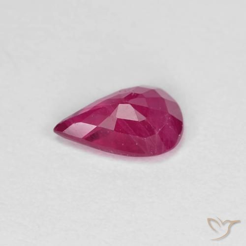 Rubí Rosado rojizo natural de 0.70 ct, En forma de pera, VS