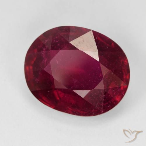 Rubí Rojo sangre natural de 12.05 ct, Ovalada, VS